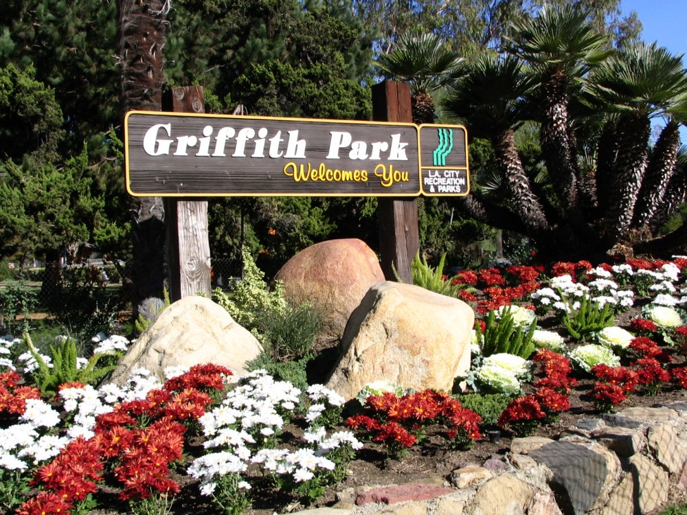 Griffith Park welcome sign